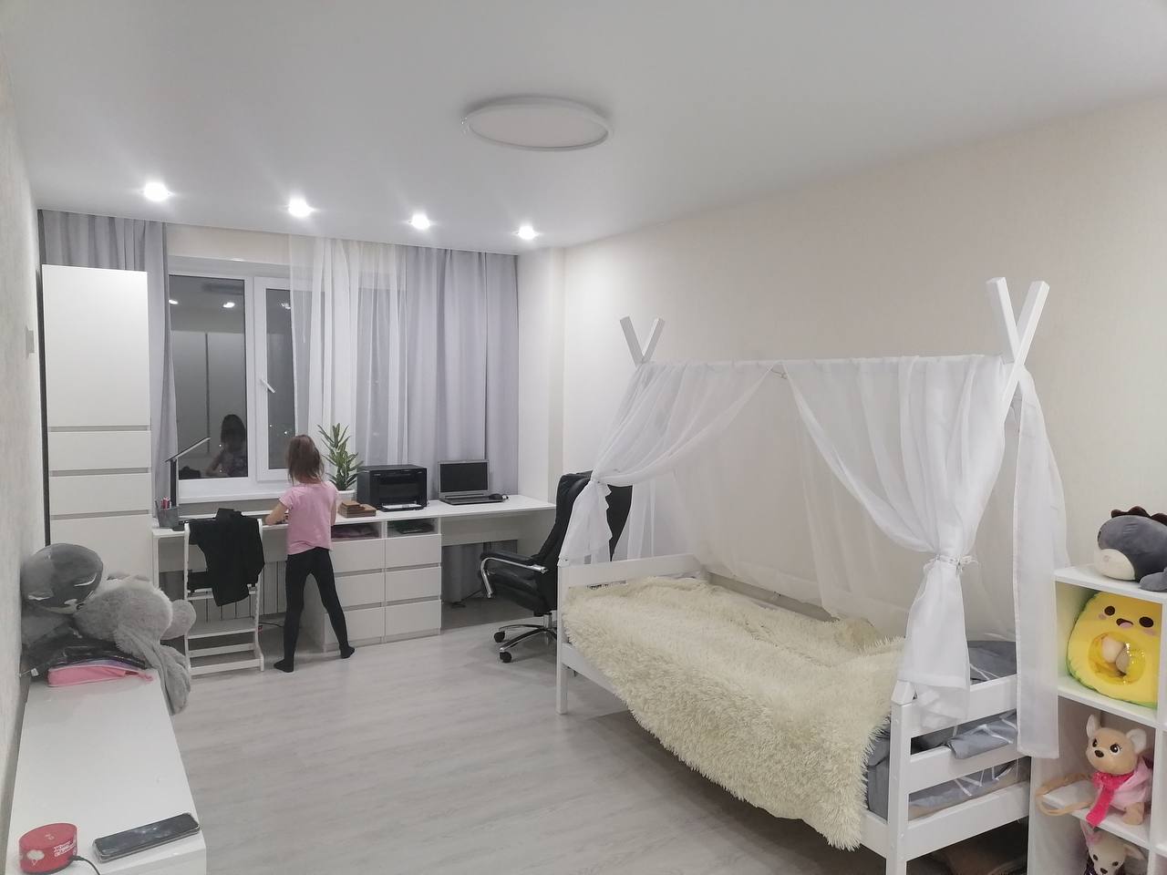 просп Максима Горького 5