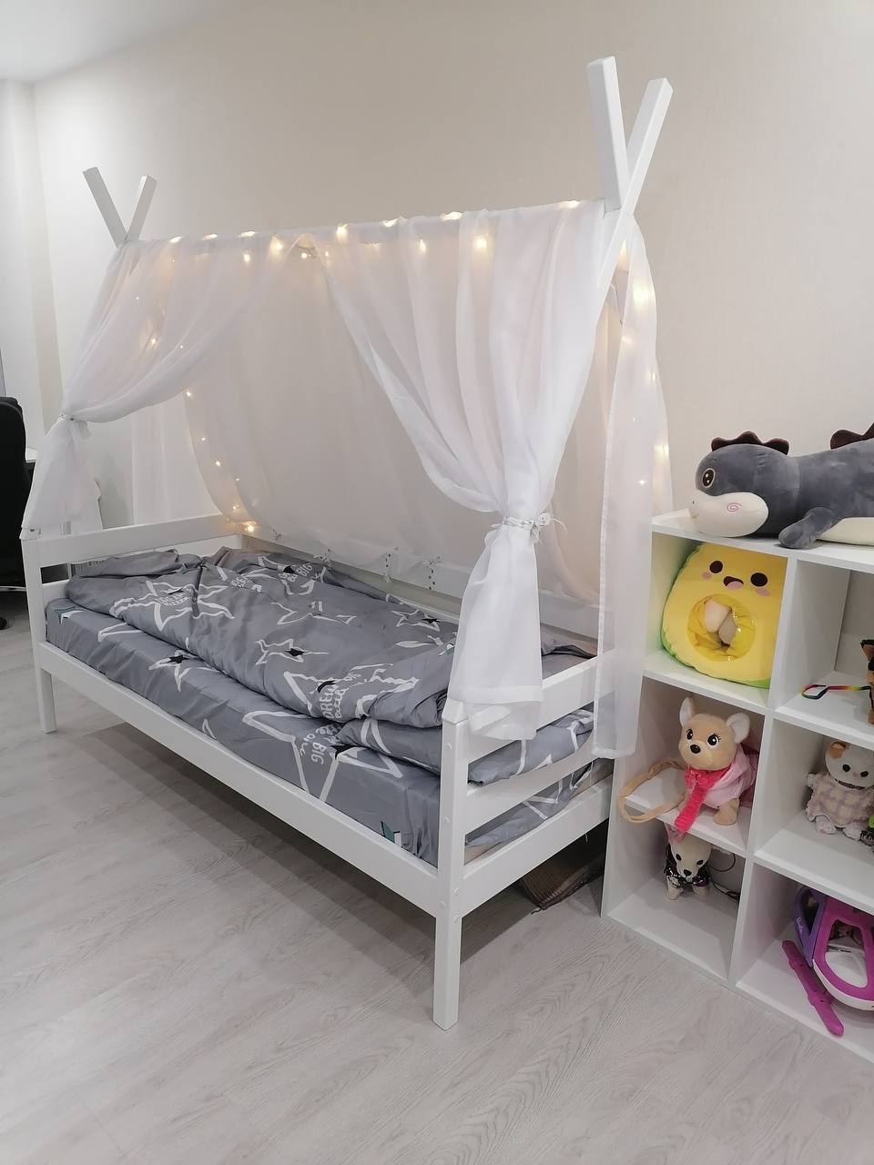 просп Максима Горького 8